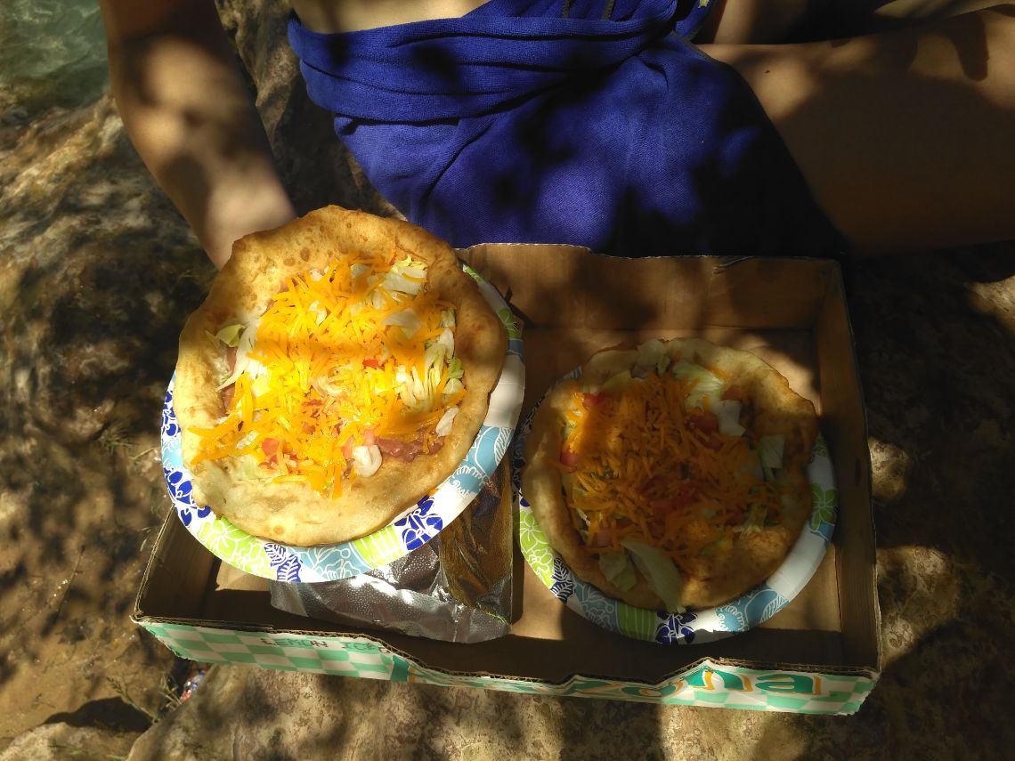 Havasupai Campground - Tacos comprados en el puesto del camping. El camping dentro de la reserva india de los Havasupai.