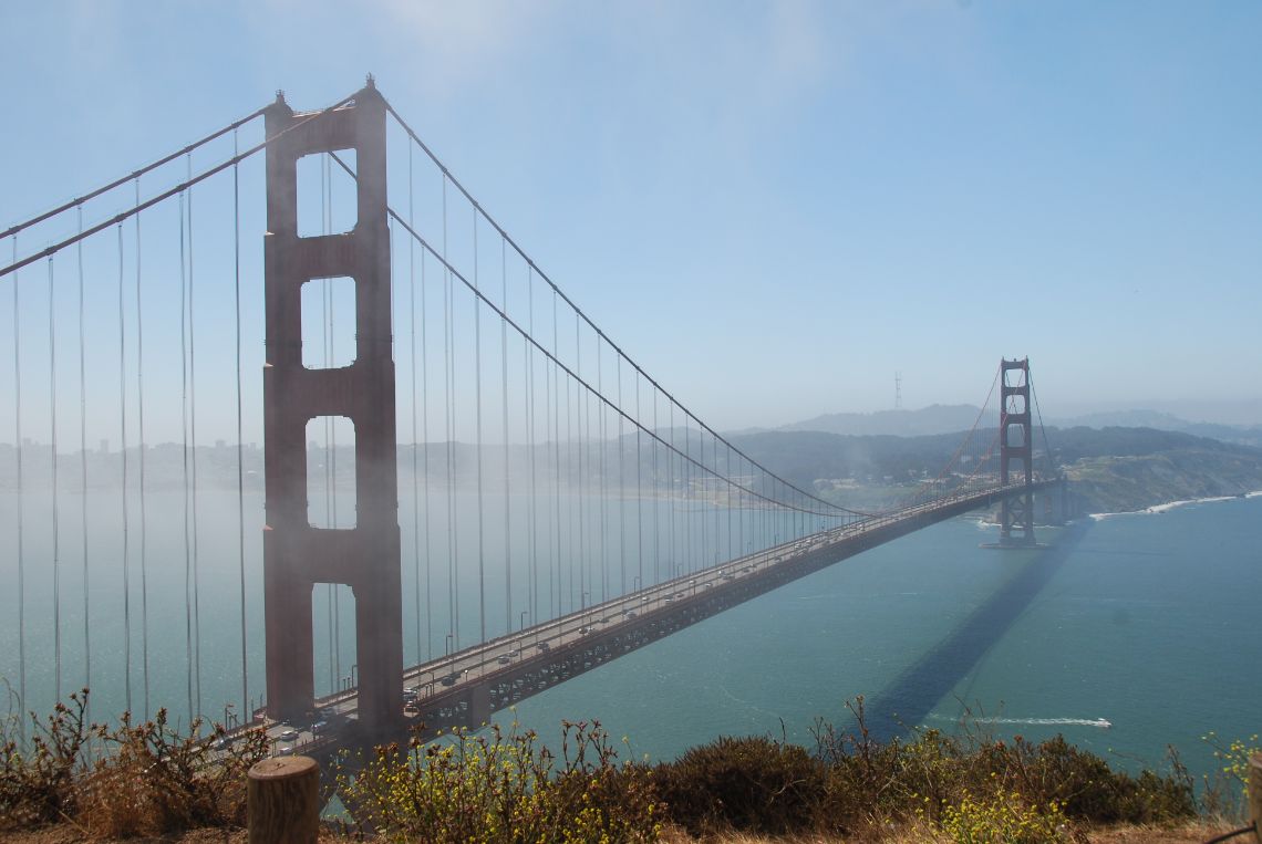 San Francisco - Golden Gate desde Spencer Battery con un poco de niebla, muy frecuente en este lugar.