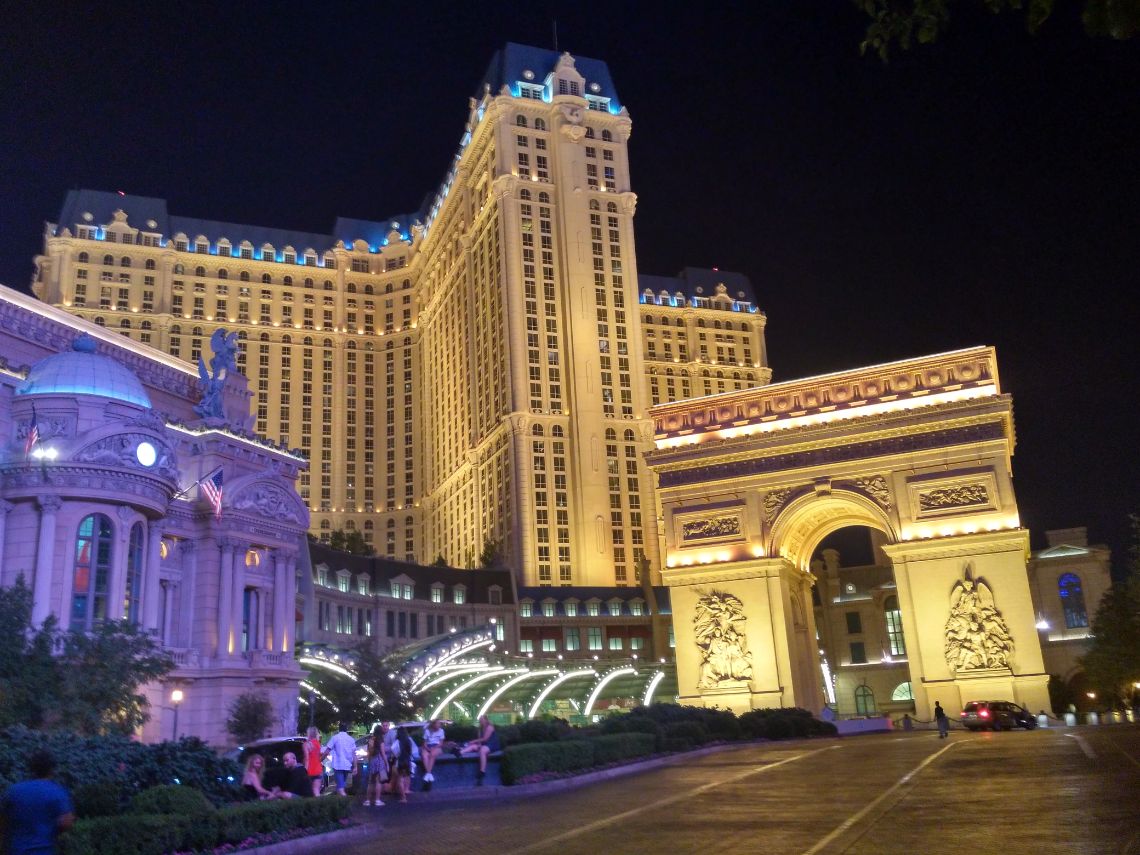 las vegas paris noche