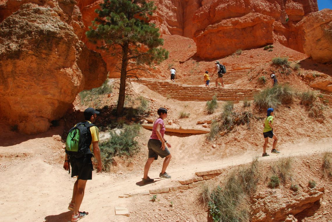 bryce canyon queens garden trail2
