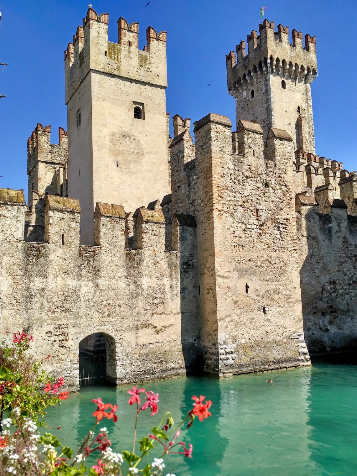 sirmione castillo flores
