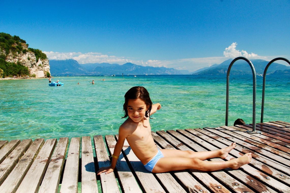 sirmione playa embarcadero