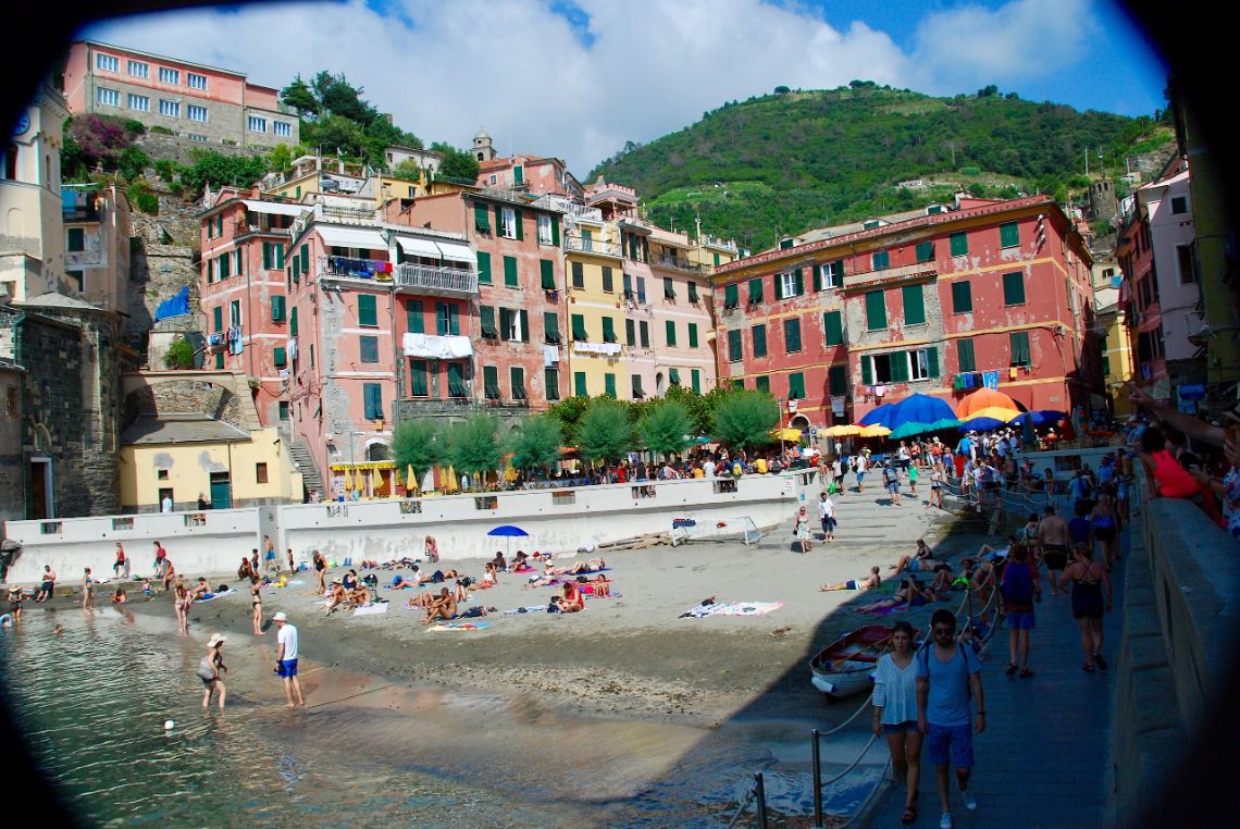 cinque terre vernazza