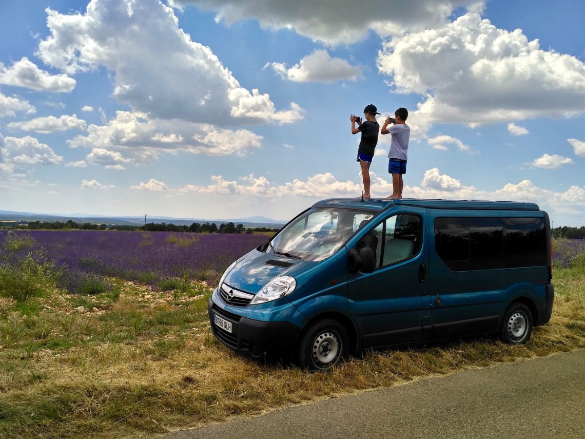 campos lavanda moustiers sainte marie camper
