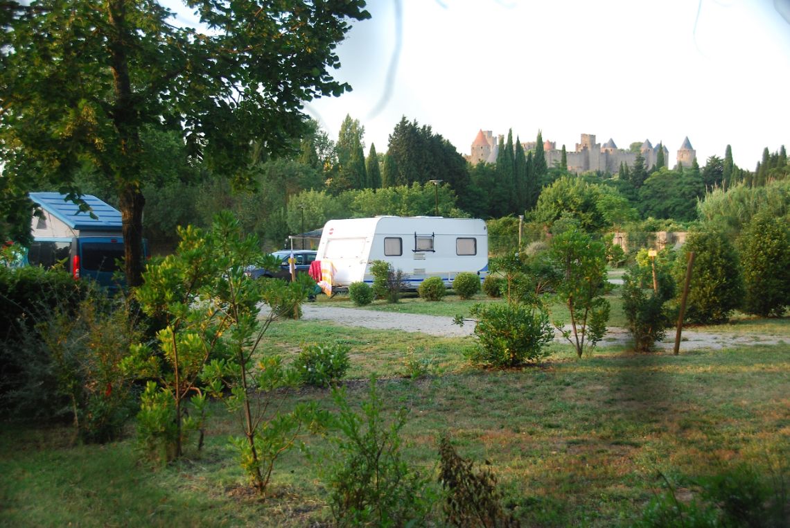 carcassonne camping