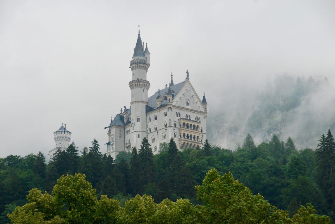 castillo neuschwanstein abajo