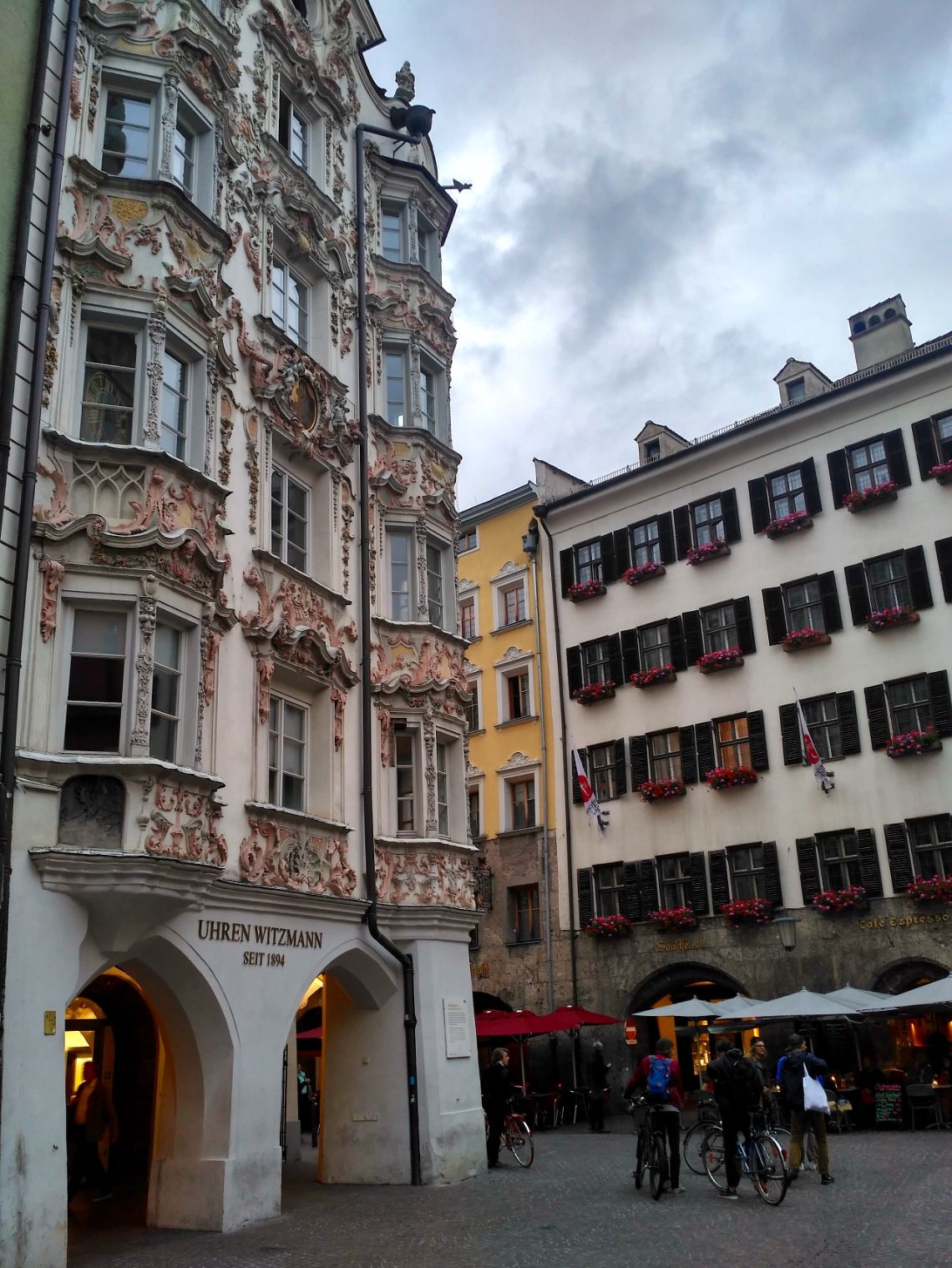 innsbruck plaza