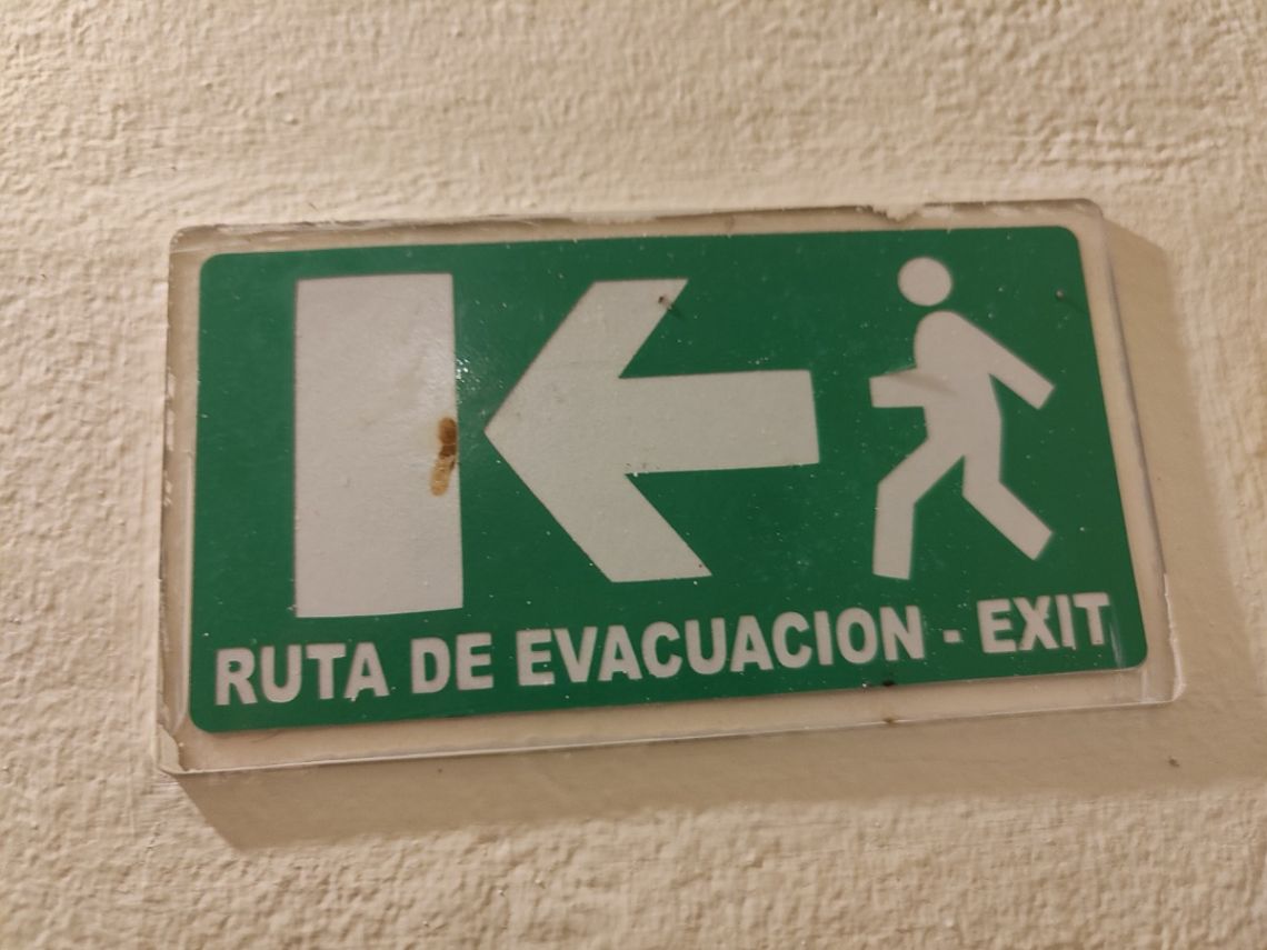 grand sirenis evacuacion